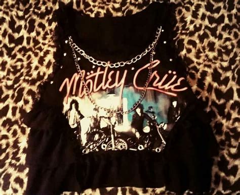 Pin by Cheyenna Ahenakew on more clothes | Motley crue concert outfit, Motley crue, Diy cut shirts