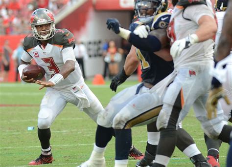 Buccaneers: Five Best Quarterbacks in Franchise Histoy