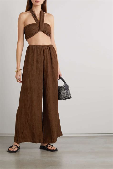 14+ Chic Desert Outfit Ideas For Your Next Desert Getaway