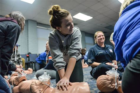 High School Students Take EMT Training | Cabell County Emergency ...