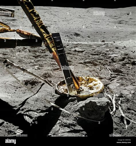 Landing Gear of Apollo 16 Lunar Module Orion Stock Photo - Alamy