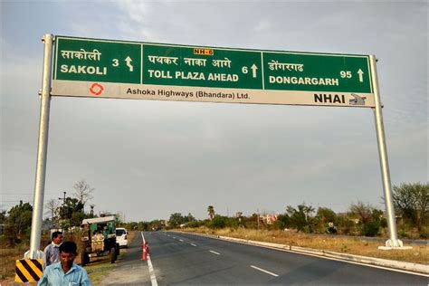 Overhead Gantry Sign at Rs 4500/square meter | Direction Sign Board | ID: 20727481312