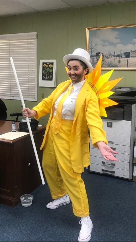 Wanted to share my Dayman costume from last Halloween : IASIP