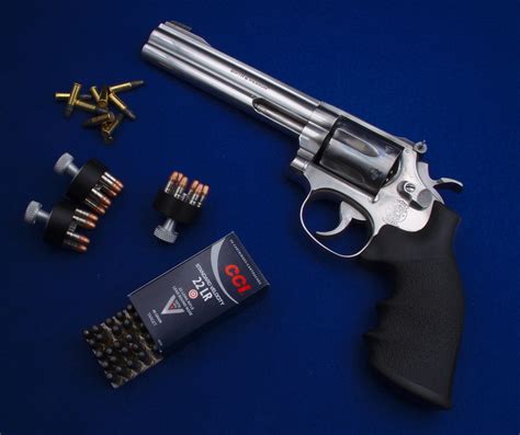Smith & Wesson 617-1 .22LR Revolver | One of my handguns whi… | Flickr