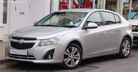 2013 Chevrolet Cruze Hatchback (facelift 2013) 1.7 TD (110 bg) ECO ...