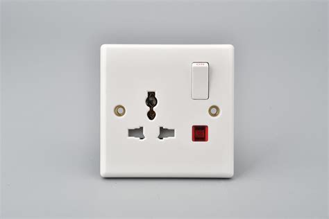 Wall Electric Power 3 Pin Universal Switch Socket Outlet - Socket and ...