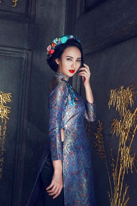 Hoa hậu Ngọc Diễm 'thổi' làn gió mới cho áo dài ngày Tết | Asian fashion models, Vietnamese ...