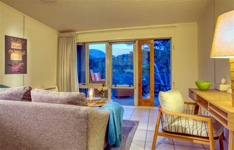 Awaroa Lodge, Abel Tasman National Park - NZ Online Travel