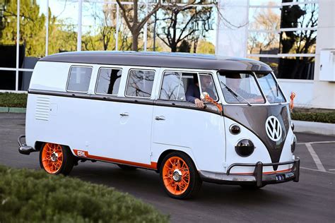 Souped-up 1962 VW Microbus concept is far out, man! | Automotive News