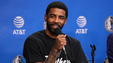 Kyrie Irving debuts in Dallas not wanting to talk about extension ...