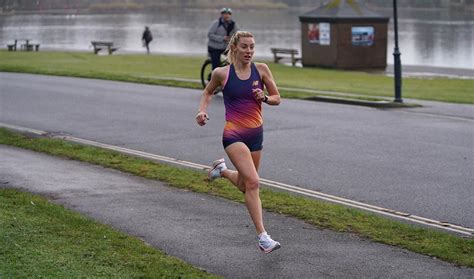 Melissa Courtney-Bryant runs parkrun 'world record' - AW