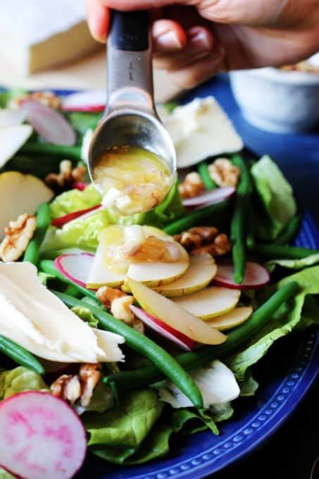 French Salad Dressing (French Vinaigrette Recipe) - Eating European