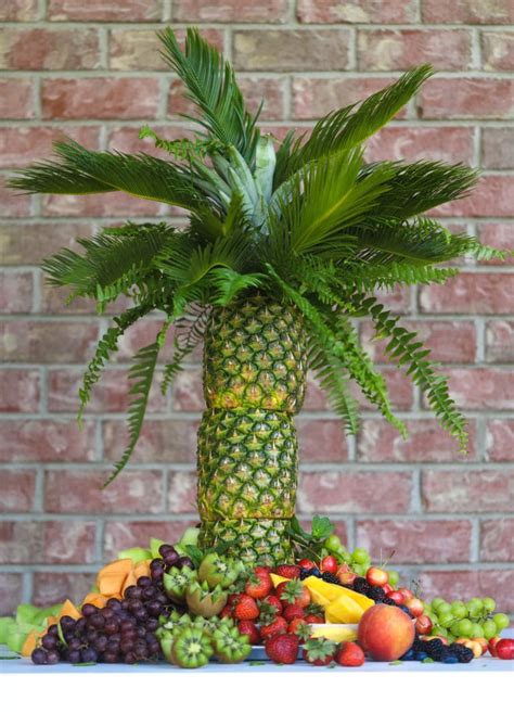 Pineapple Palm Tree Fruit Tray - How to Make a Pineapple Palm Tree