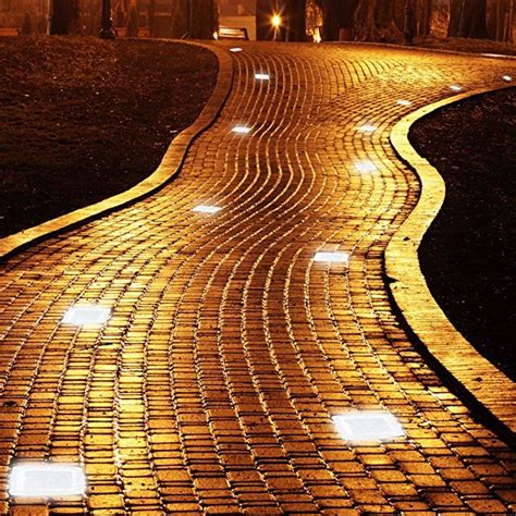 Best Solar Driveway Lights - GreenMetropolis