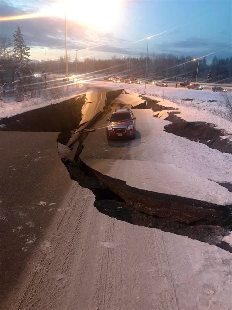 In Unfazed Alaska, a Major Quake Is Just a Bump in the Road - The New York Times