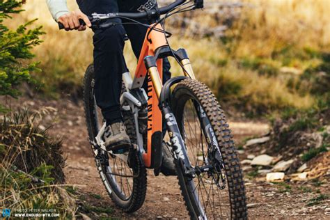 The Canyon Strive CFR – In our big 2023 enduro bike group test | ENDURO ...