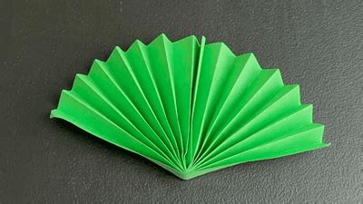 How to Make a Paper Fan? Paper Fan Step by Step Instructions