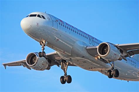 C-FTJS: Air Canada Airbus A320-200 (At Toronto Pearson - YYZ)