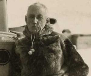 Roald Amundsen Biography - Facts, Childhood, Family Life & Achievements