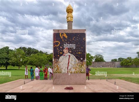 Rajiv gandhi national park and people hi-res stock photography and ...