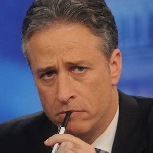 Jon Stewart's 10 Most Memorable Moments on 'The Daily Show' - ZergNet