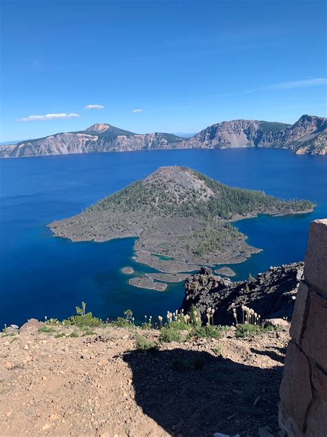 Crater lake, Oregon : oregon