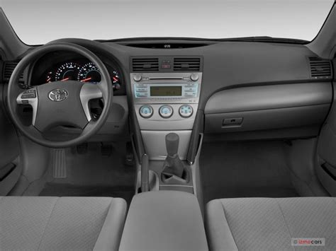 2009 Toyota Camry: 11 Interior Photos | U.S. News