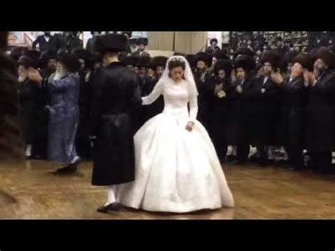 Bobov wedding choson kalloh mitzvah tantz | Wedding dresses, Wedding, Orthodox