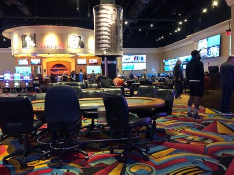 Hollywood Casino Perryville Poker Room Review