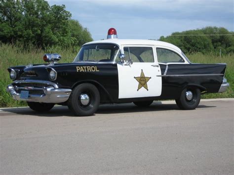 vintage cop cars - Google Search Classic Chevy Trucks, Classic Cars, Police Car Pictures ...
