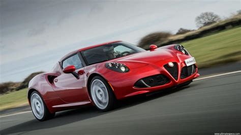 Alfa Romeo 4C 4C Specs, Performance, Comparisons