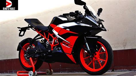 KTM RC 200 Black First Ride Review Walkaround #Bikes@Dinos - YouTube