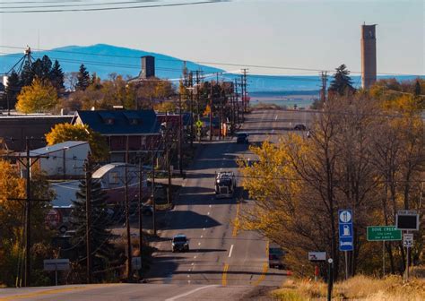 Dove Creek, Colorado nearly ran out of drinking water. Experts say it’s ...