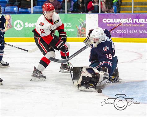 Bulldogs Take Game 1 to Open Series | Alberni Valley Bulldogs