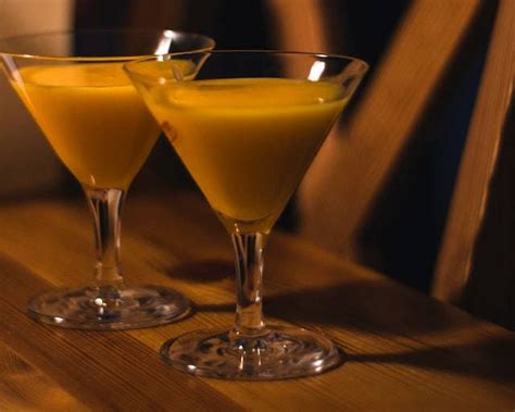 8 Best Advocaat Brands: A Festive Taste of Tradition | Drinks Geek