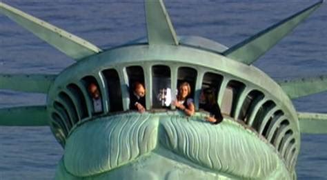 Statue Of Liberty A Symbol Of Freedom - Gets Ready