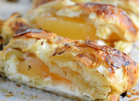 Easy Apple Cream Cheese Strudel | Savory Experiments