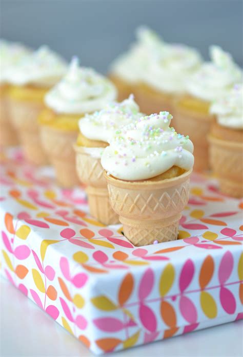 Cupcake box holder | Diy ice cream, Ice cream cone cupcakes, Cupcake cones