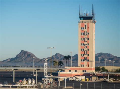 Tucson Airport (TUS)