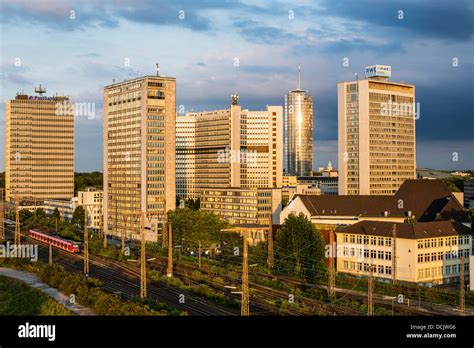 Essen Skyline Png - Schau dir unsere auswahl an skyline png an, um die tollsten einzigartigen ...