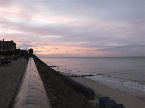 Mundesley sunset | Mundesley beach, Norfolk, UK around early… | bob wheater | Flickr