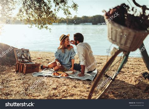 Picnic Date: Over 23,024 Royalty-Free Licensable Stock Photos | Shutterstock