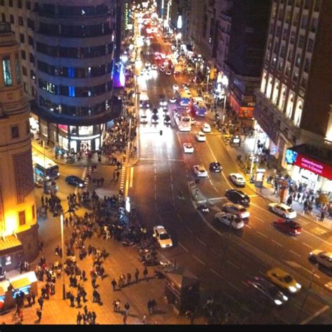 Gran Via at night, Madrid | Cities, Ciudades