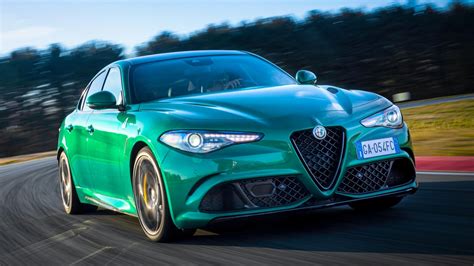 2021 Alfa Romeo Giulia Reviews, Pricing & Specs | Kelley Blue Book