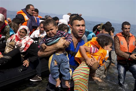 US To Accept 85,000 Refugees In 2016, 100,000 In 2017 - Tea Party Command Center