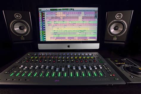 Avid Pro Tools | S3 control surface introduced