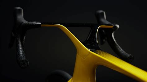 Lotus Unveils 9.8kg e-Road Bike w/ 300g Motor - Bikerumor