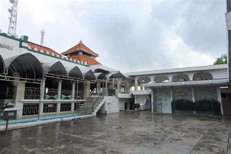 Sunan Giri Mosque and Tomb, Gresik - Tripadvisor