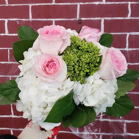 Brooklyn Style Bouquets — Brooklyn Flower Shop