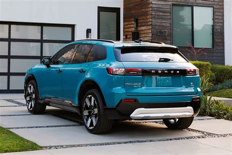 2024 Honda Prologue First Look: A Sleek, Midsize Electric SUV | Capital One Auto Navigator